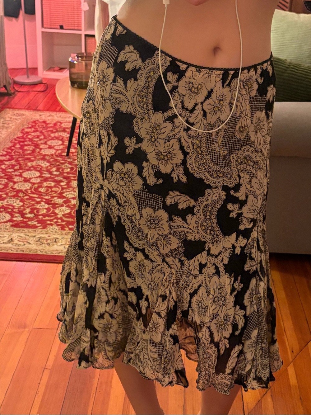 lola Black and Cream Floral Midi Skirt